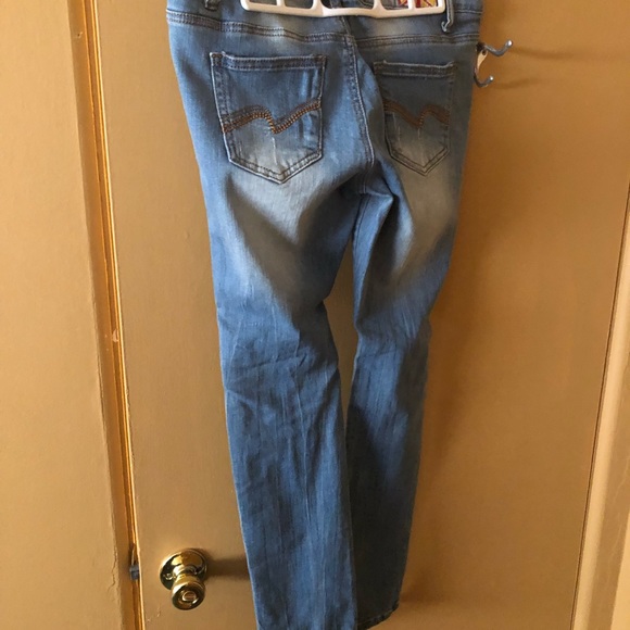 Jeans - Picture 2 of 2